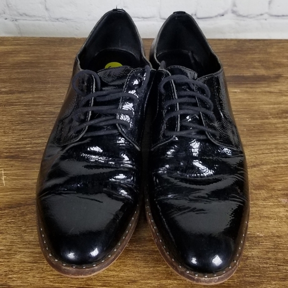 VINCE CAMUTO black oxford shoes | 6.5 - Picture 3 of 10